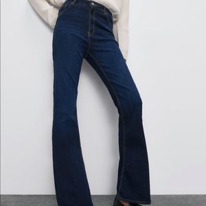 Zara Flare Jeans 26/2